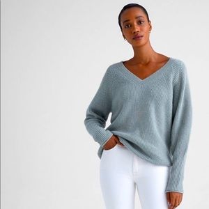 Club Monaco V neck cashmere